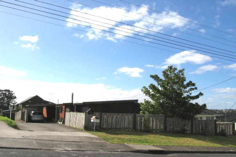 Photo of property in 1/92 Verran Road, Birkdale, Auckland, 0626
