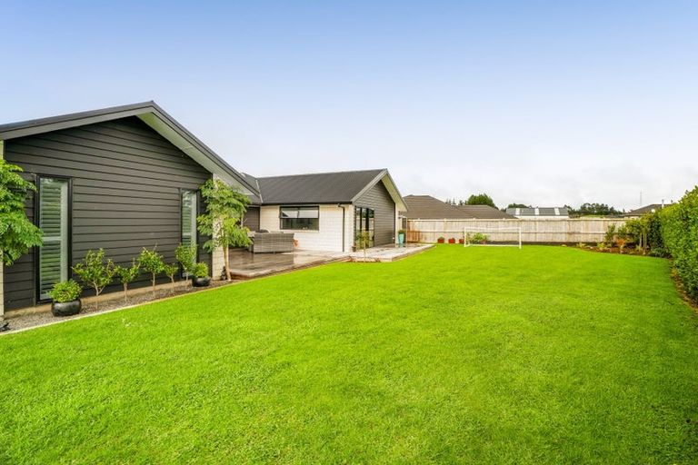 Photo of property in 26 Mercade Close, Stratford, 4332