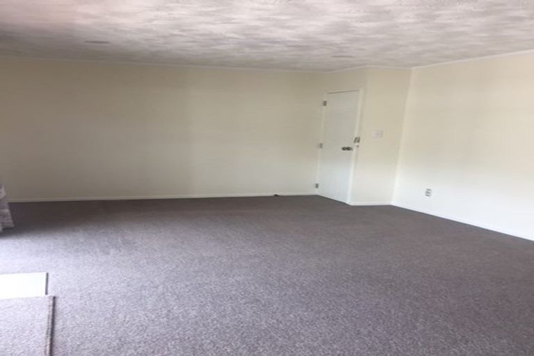 Photo of property in 12 Glendawn Place, Bayview, Auckland, 0629