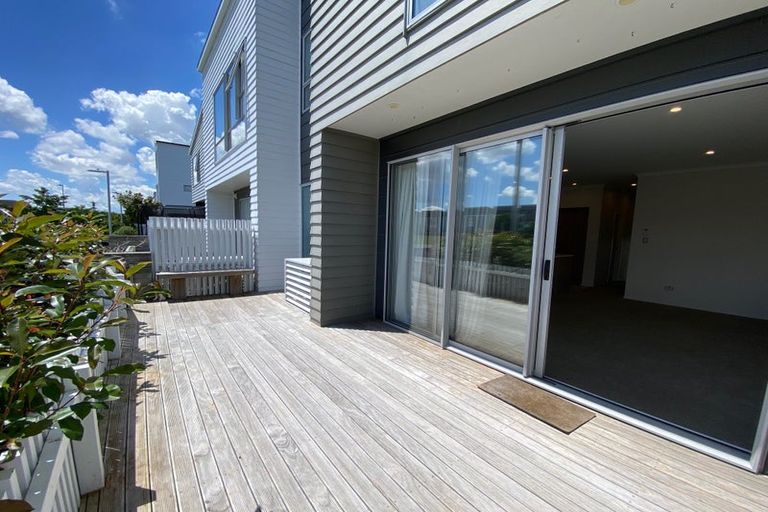 Photo of property in 1 Rangihina Road, Hobsonville, Auckland, 0616