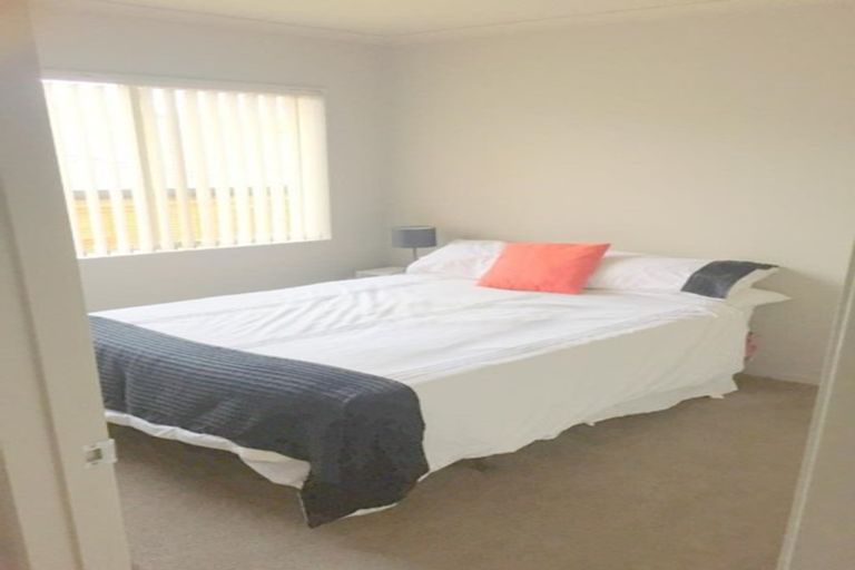 Photo of property in 80 Oteki Park Drive, Welcome Bay, Tauranga, 3112