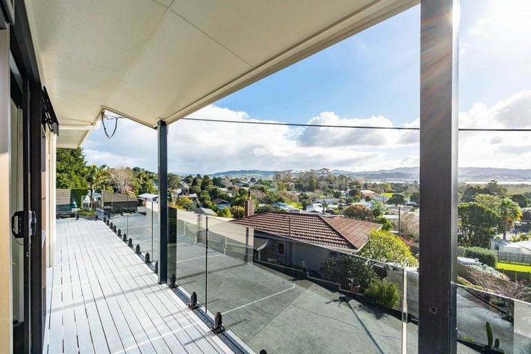 Photo of property in 5 Raurimu Avenue, Onerahi, Whangarei, 0110