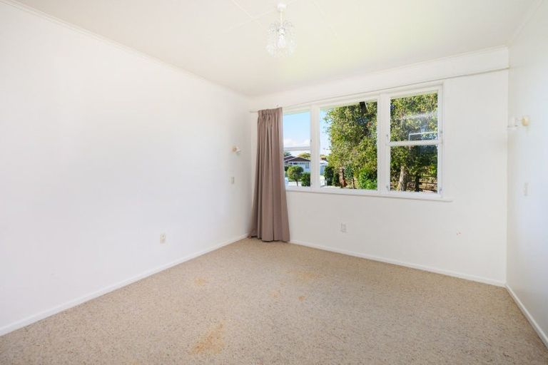 Photo of property in 28 Buick Crescent, Awapuni, Palmerston North, 4412