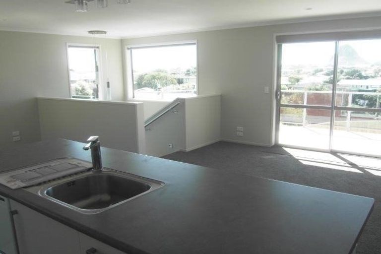 Photo of property in 11 Lavender Close, Spotswood, New Plymouth, 4310