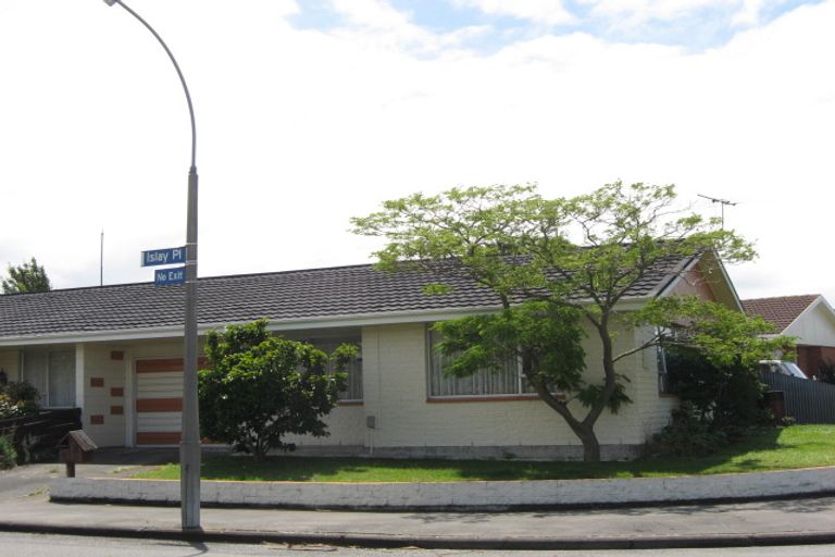 Photo of property in 2 Islay Place, Woolston, Christchurch, 8062