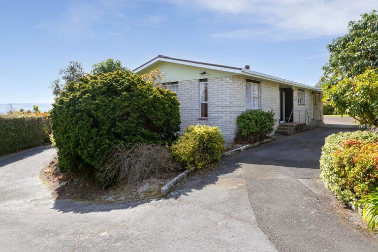 Photo of property in 9 Richmond Avenue, Richmond Heights, Taupo, 3330