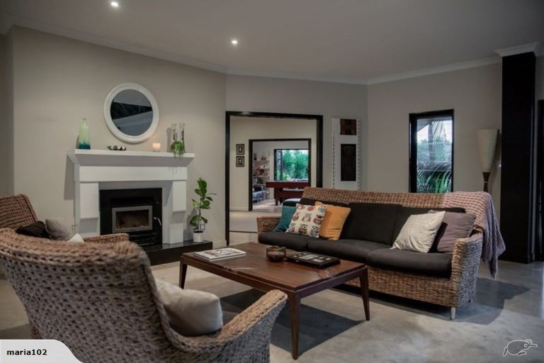 Photo of property in 78b Koraha Road, Kumeu, 0892