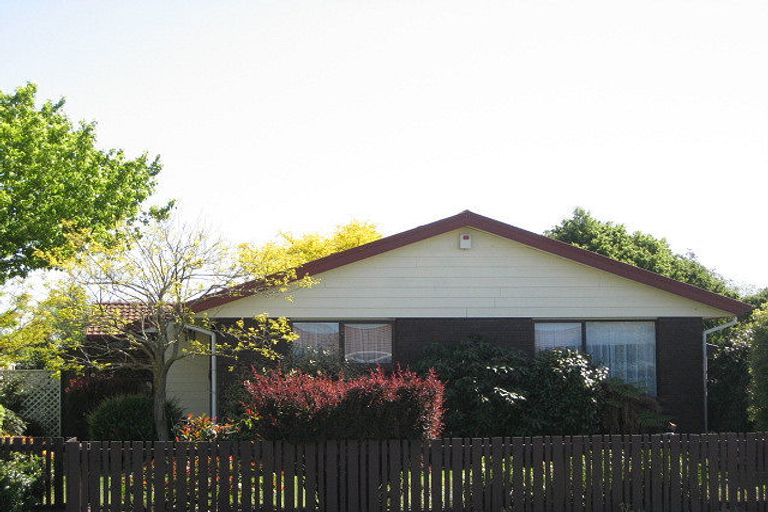 Photo of property in 49 Solomon Avenue, Redwood, Christchurch, 8051