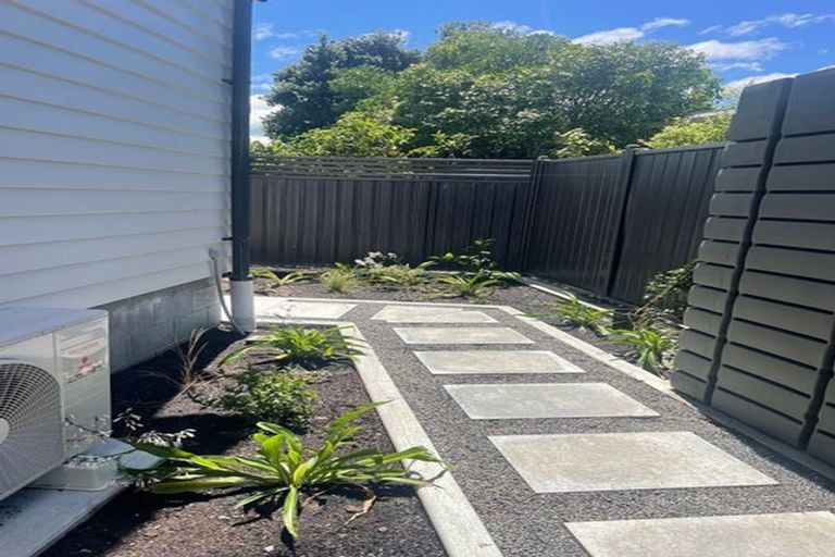 Photo of property in 128d Randwick Road, Moera, Lower Hutt, 5010