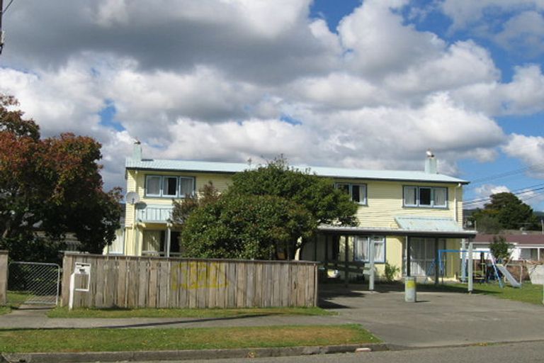 Photo of property in 18 Ruahine Street, Trentham, Upper Hutt, 5018