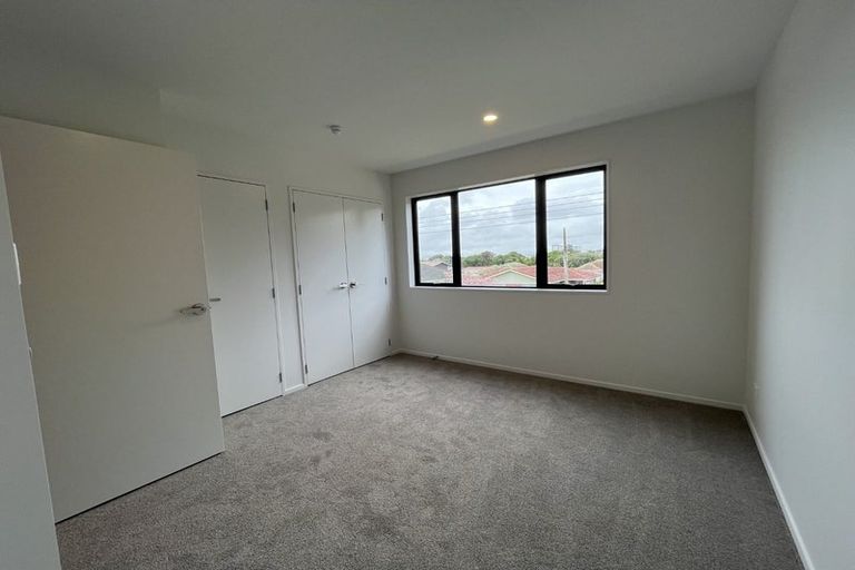 Photo of property in 2/35 Crawford Avenue, Mangere Bridge, Auckland, 2022