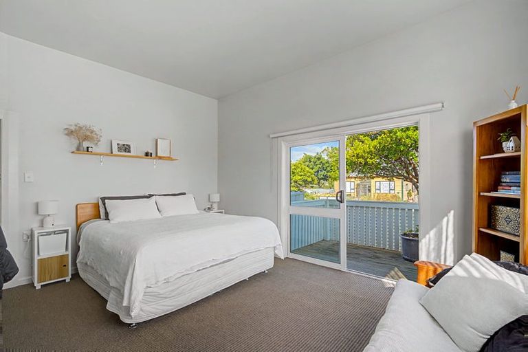 Photo of property in 1 Collingwood Street, Strathern, Invercargill, 9812