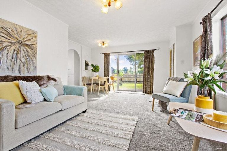 Photo of property in 4/65 Glendale Road, Glen Eden, Auckland, 0602