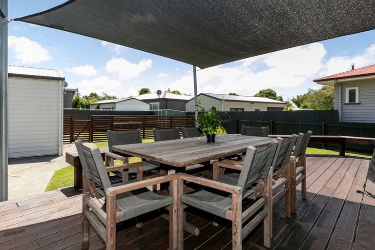 Photo of property in 1106 Caroline Road, Mayfair, Hastings, 4122