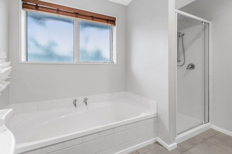 Photo of property in 3 Vasari Grange, Rolleston, 7614