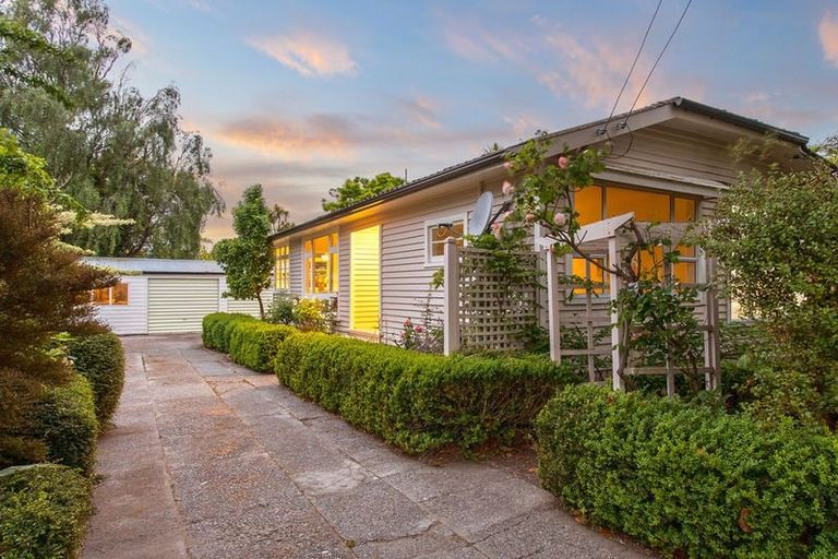 Photo of property in 14 Scotston Avenue, St Albans, Christchurch, 8052