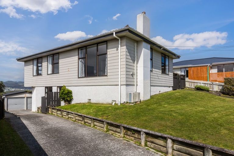 Photo of property in 95 Matatiro Street, Titahi Bay, Porirua, 5022