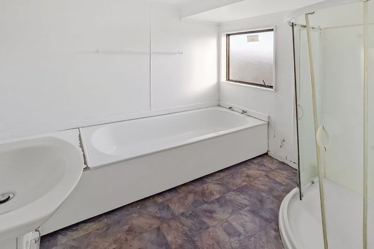 Photo of property in 3/6 Woodside Road, Manurewa, Auckland, 2102