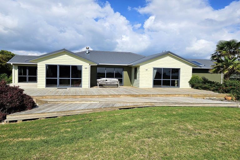 Photo of property in 2155c State Highway 2, Pukehina, 3186