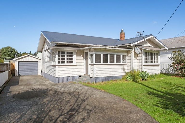 Photo of property in 25 Maunu Road, Avenues, Whangarei, 0110