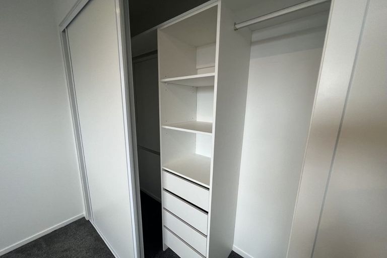 Photo of property in 4/10 Yeovil Road, Te Atatu Peninsula, Auckland, 0610