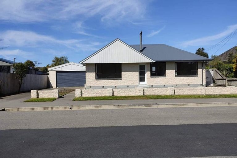 Photo of property in 122 Bower Avenue, New Brighton, Christchurch, 8083