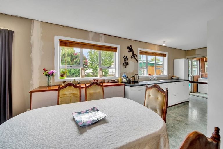 Photo of property in 9 Pitt Street, Normanby, Hawera, 4614