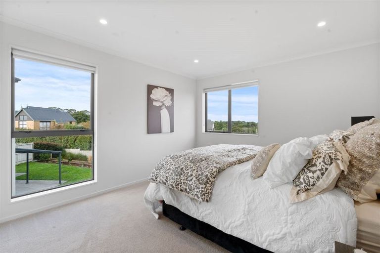 Photo of property in 68 Matairangi Avenue, Totara Heights, Auckland, 2105