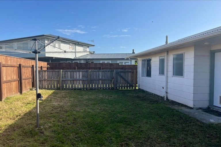 Photo of property in 33b Balmoral Street, Levin, 5510