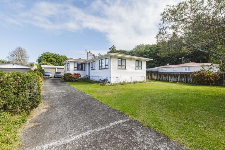 Photo of property in 383 Great South Road, Opaheke, Papakura, 2113