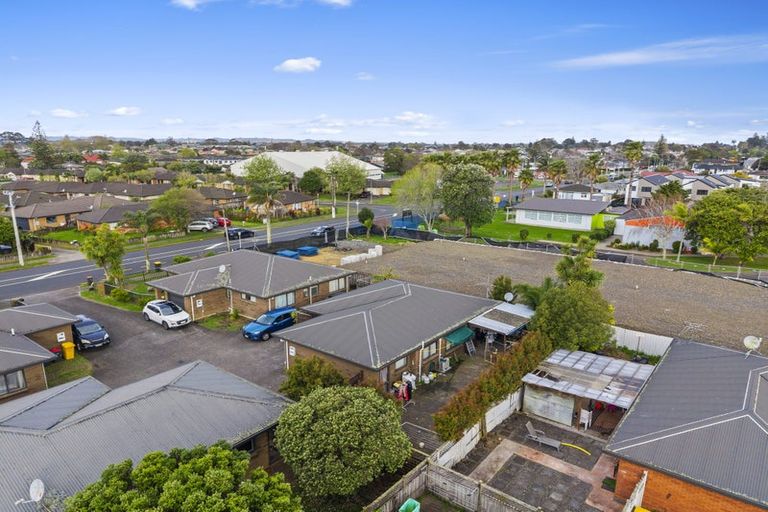 Photo of property in 27 Robertson Road, Favona, Auckland, 2024