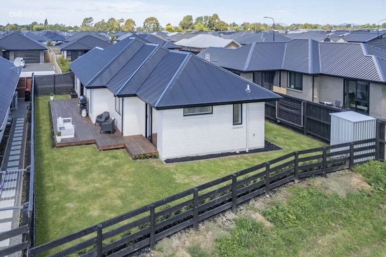 Photo of property in 29 Crossley Avenue, Woodend, 7610