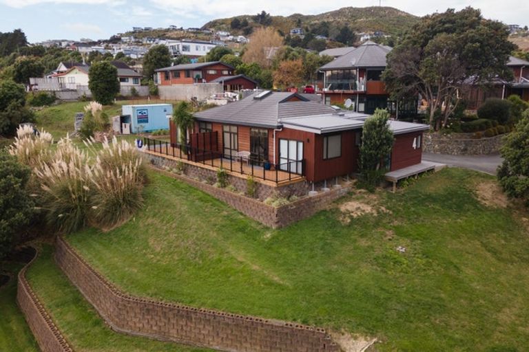Photo of property in 8 Papakowhai Road, Papakowhai, Porirua, 5024