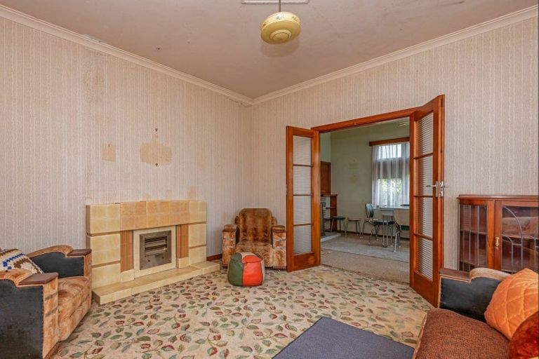 Photo of property in 12 Kensington Road, Marton, 4710