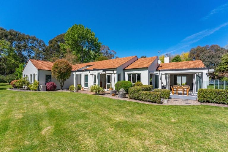 Photo of property in 66 Gillespie Place, Acacia Bay, Taupo, 3385