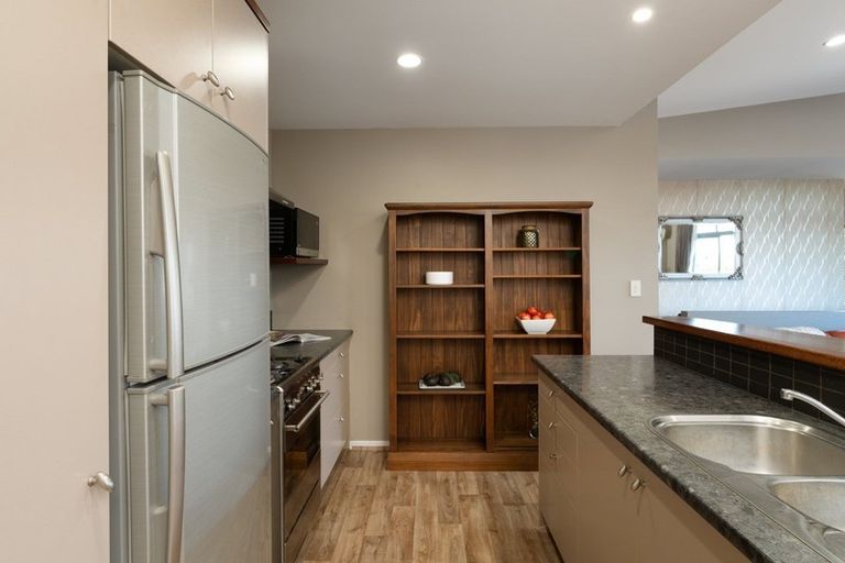 Photo of property in 33 Grantston Drive, Pyes Pa, Tauranga, 3112