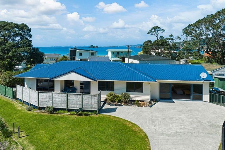 Photo of property in 9 Motutara Road, Oakura, Hikurangi, 0184