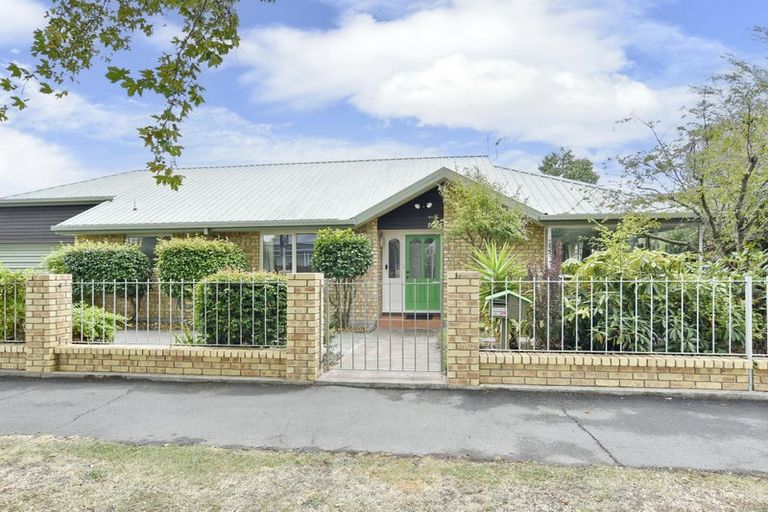 Photo of property in 7 Fisher Avenue, Sydenham, Christchurch, 8023