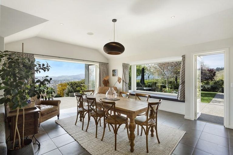 Photo of property in 3 Fairmile Drive, Kinmont Park, Mosgiel, 9024