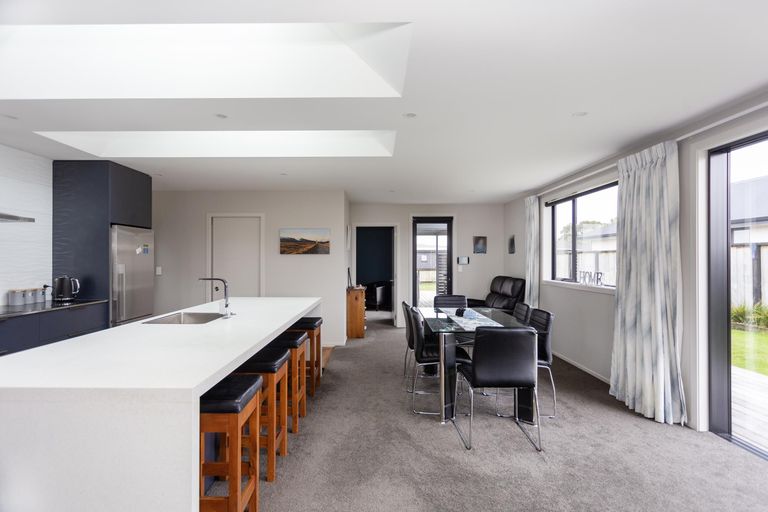 Photo of property in 88 Weston Road, Weston, Oamaru, 9401