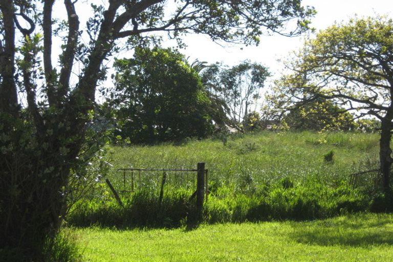 Photo of property in 20 Golf Links Road, Carters Beach, Westport, 7825