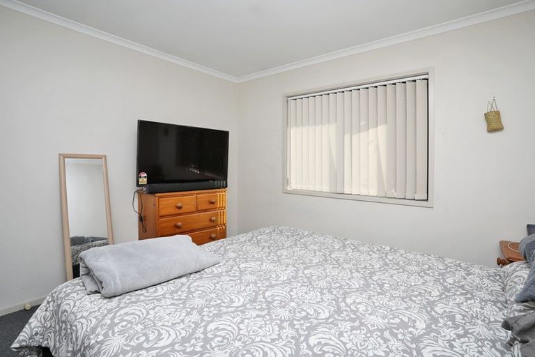 Photo of property in 68 Mcquarrie Street, Kingswell, Invercargill, 9812