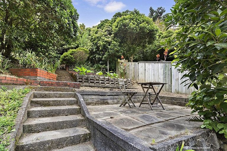Photo of property in 94 Parkvale Road, Karori, Wellington, 6012