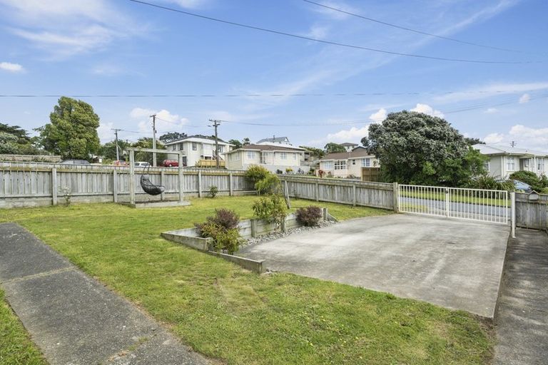 Photo of property in 11 Tuki Street, Titahi Bay, Porirua, 5022