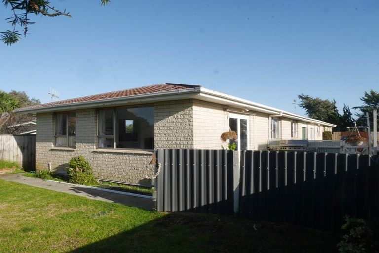 Photo of property in 62a Mazengarb Road, Paraparaumu Beach, Paraparaumu, 5032