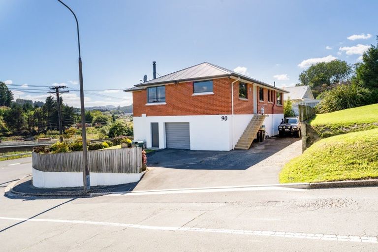 Photo of property in 90 Main South Road, Green Island, Dunedin, 9018