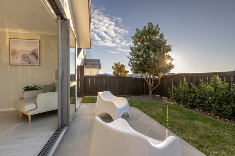 Photo of property in 43 Kaiora Drive, Papamoa Beach, Papamoa, 3118