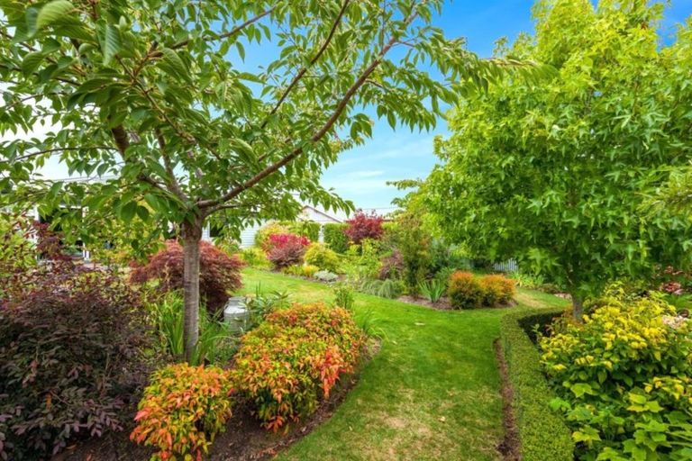 Photo of property in 39 Pukeko Way, Kinloch, Taupo, 3377