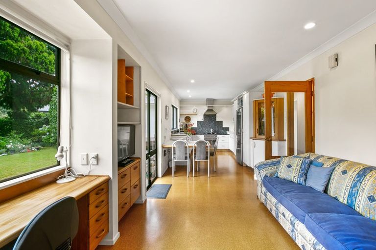 Photo of property in 184c Seaview Road, Westown, New Plymouth, 4310