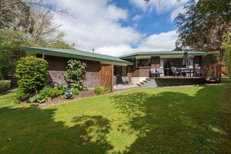 Photo of property in 28 Kentucky Way, Awapuni, Palmerston North, 4412